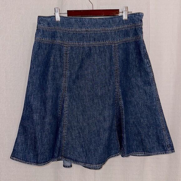 CHAPS 8 Dark Wash Denim Jean A-Line Skirt - Picture 1 of 9